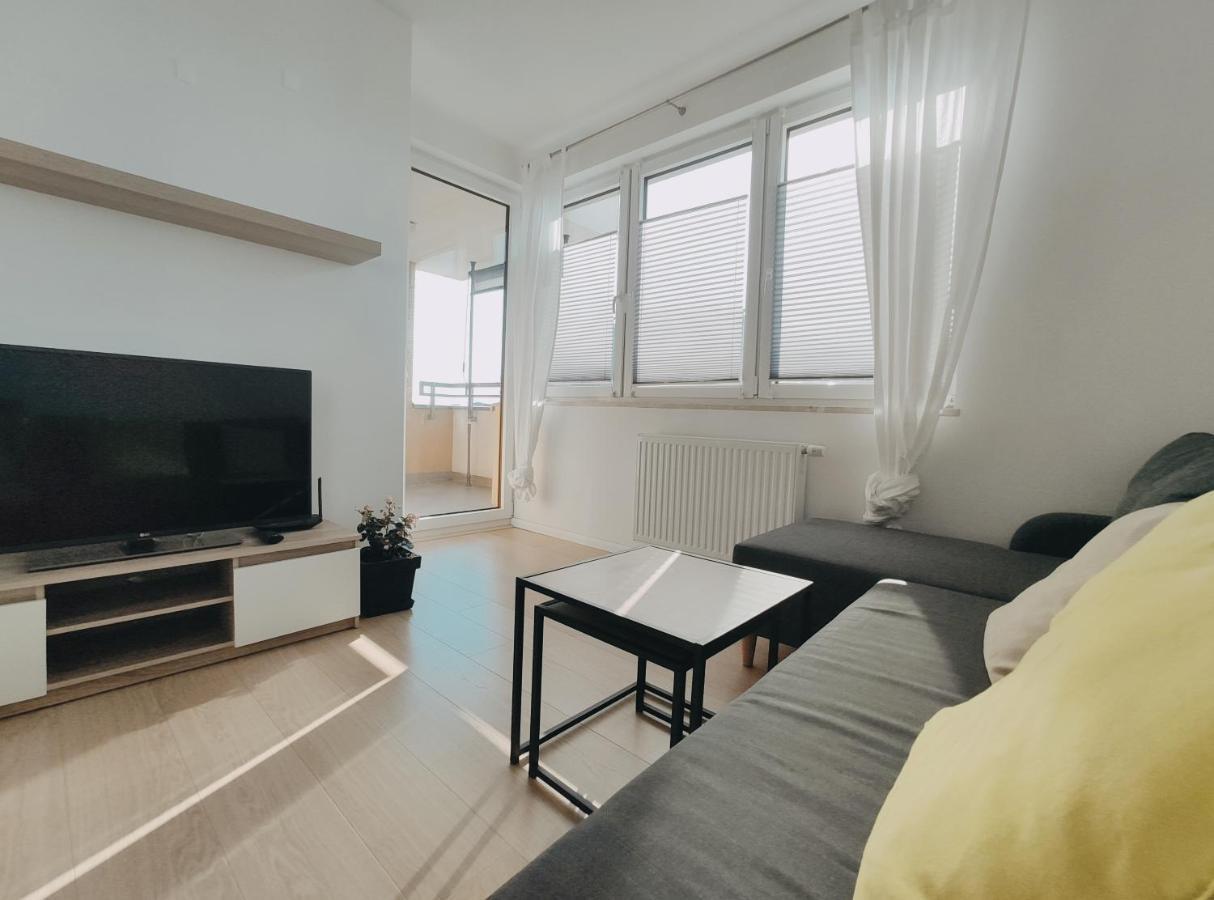 Apartment Dobrego Pasterza 120d By Homeprime