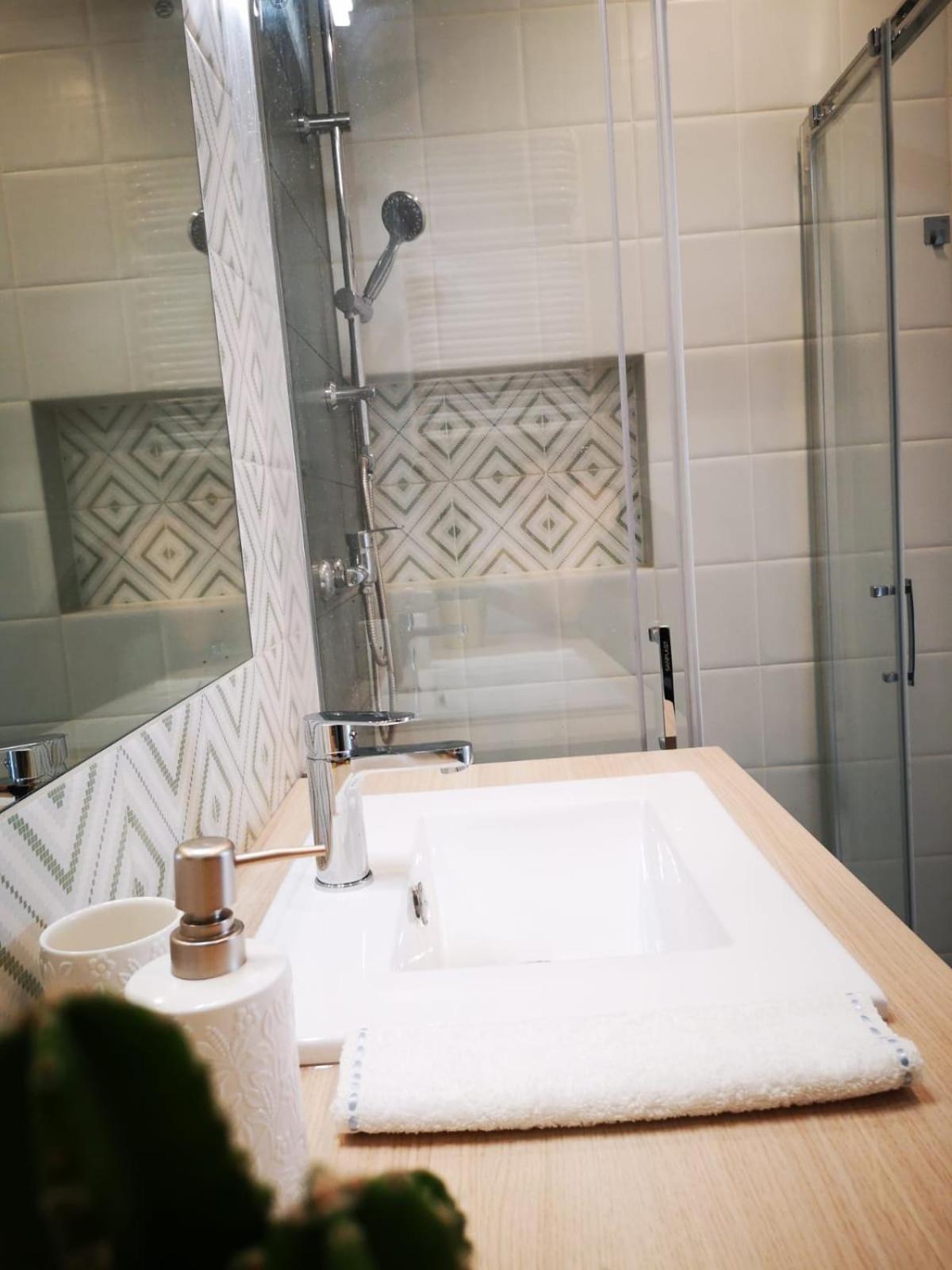 Dobrego Pasterza 120d By Homeprime Apartment Krakow